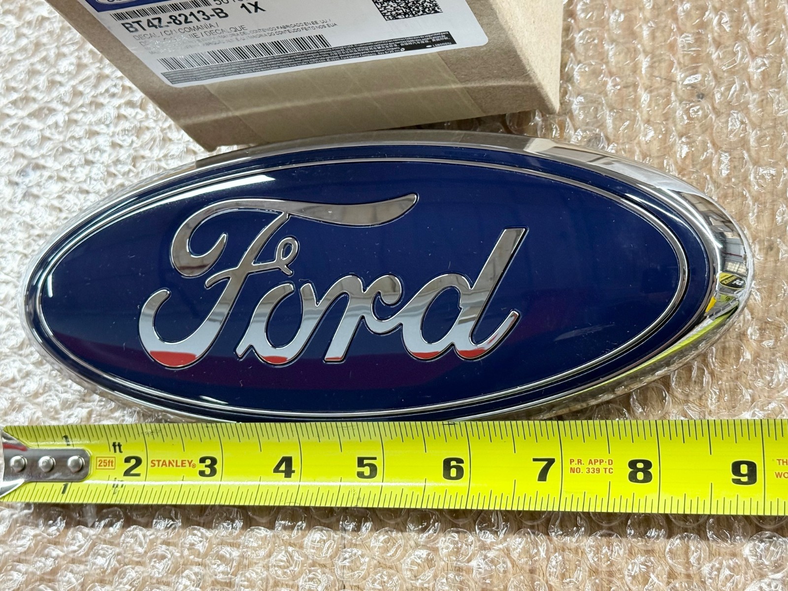 2007-2014 Ford Edge Flex Front Grille Blue Oval 9" Emblem BT4Z8213B OEM