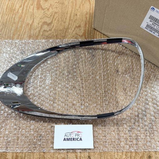 14-20 FIAT 500L TAIL LIGHT CHROME CLOSE OUT TRIM RING LEFT OEM MOPAR 68235995AA