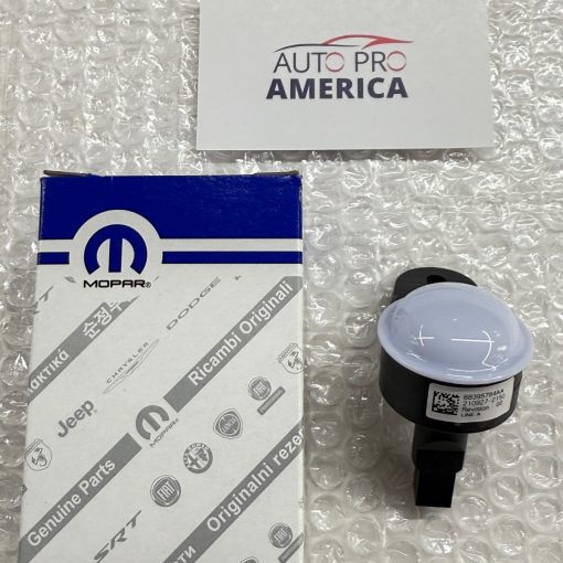 Interior Courtesy Light Jeep Dodge Ram 1500 2500 3500 4500 OEM Mopar 68395784AA