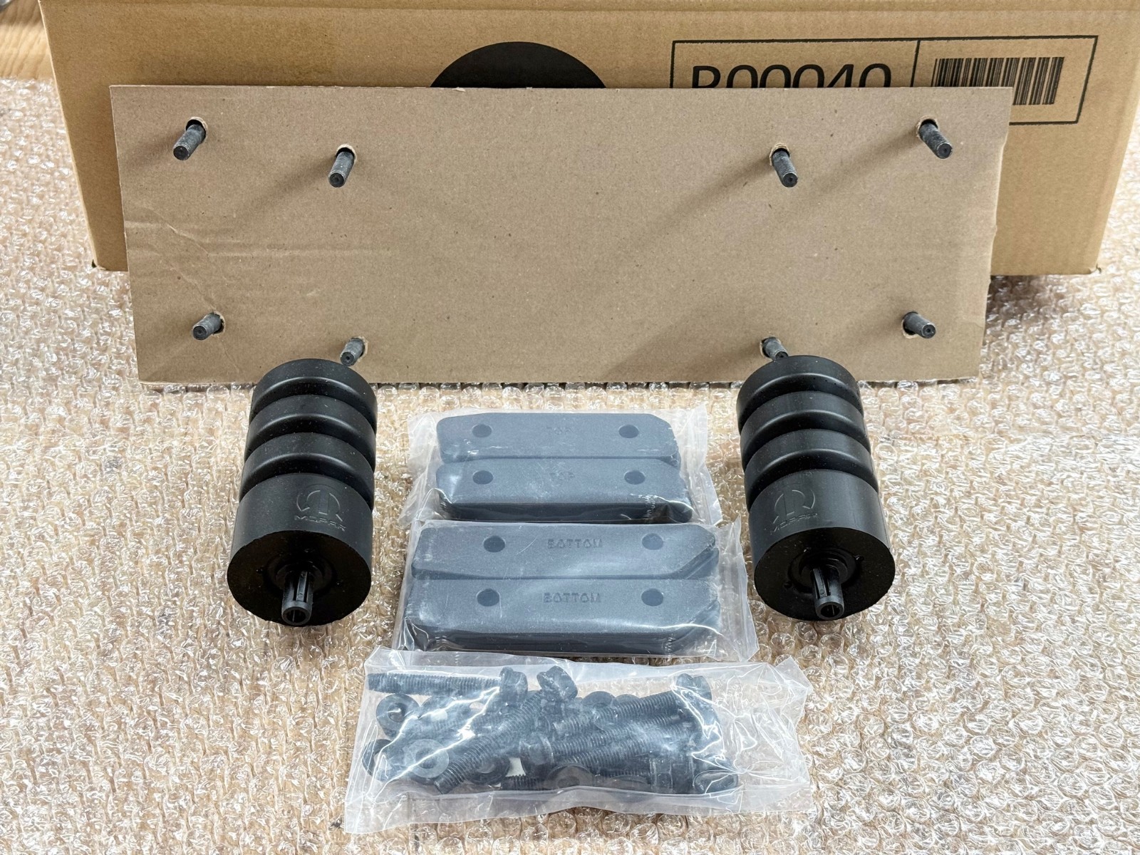 OVERSIZED SPARE TIRE MODIFICATION KIT for 2018-2026 JEEP WRANGLER JL MOPAR OEM