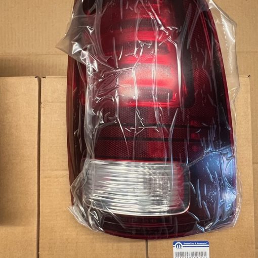 PASSENGER TAIL LAMP LIGHT 2013-2018 RAM 1500 2500 3500 RIGHT SIDE LED MOPAR OEM