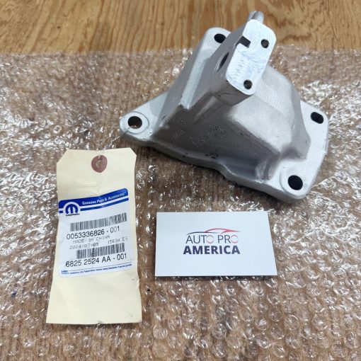 ENGINE MOUNT BRACKET 11-22 JEEP GRAND CHEROKEE 11-26 DODGE DURANGO LEFT OE MOPAR