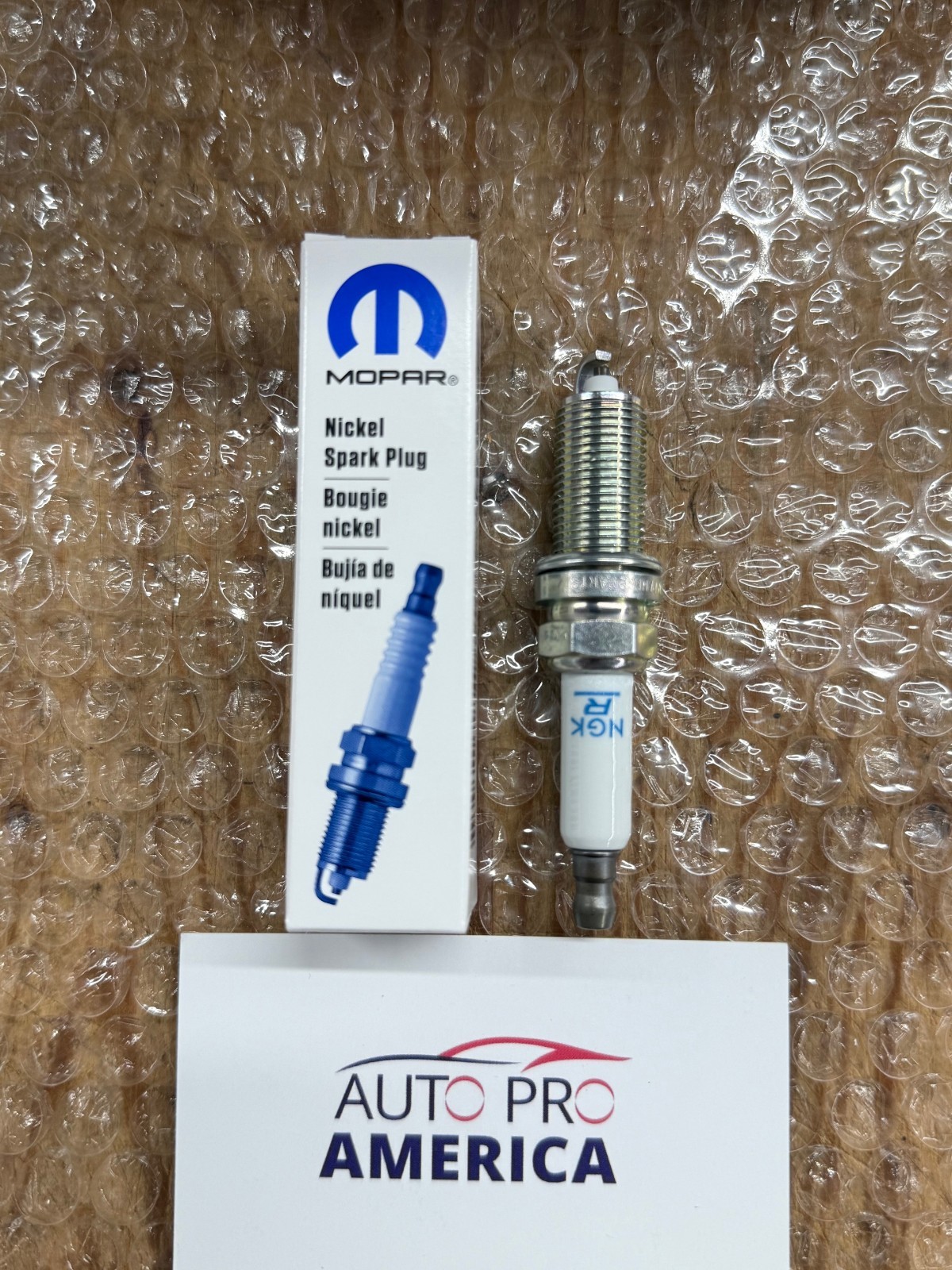 Mopar 14-17 Dodge RAM Jeep Chrysler 5.7L HEMI Spark Plugs SPLZFR5C11 OEM