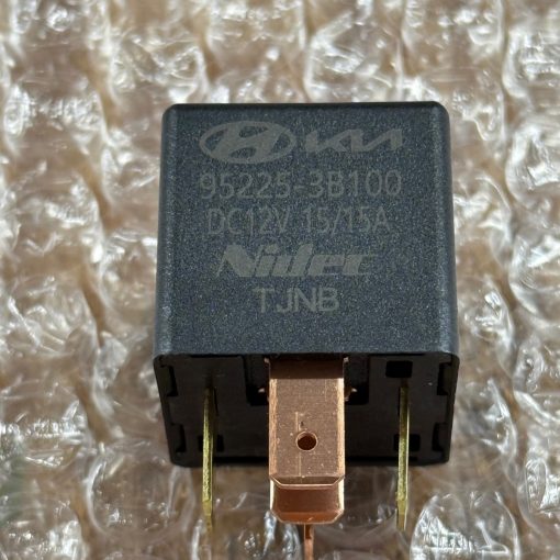 Fuse Box Main Relay for Hyundai Sonata Veloster Santa Fe Azera KIA OEM NEW