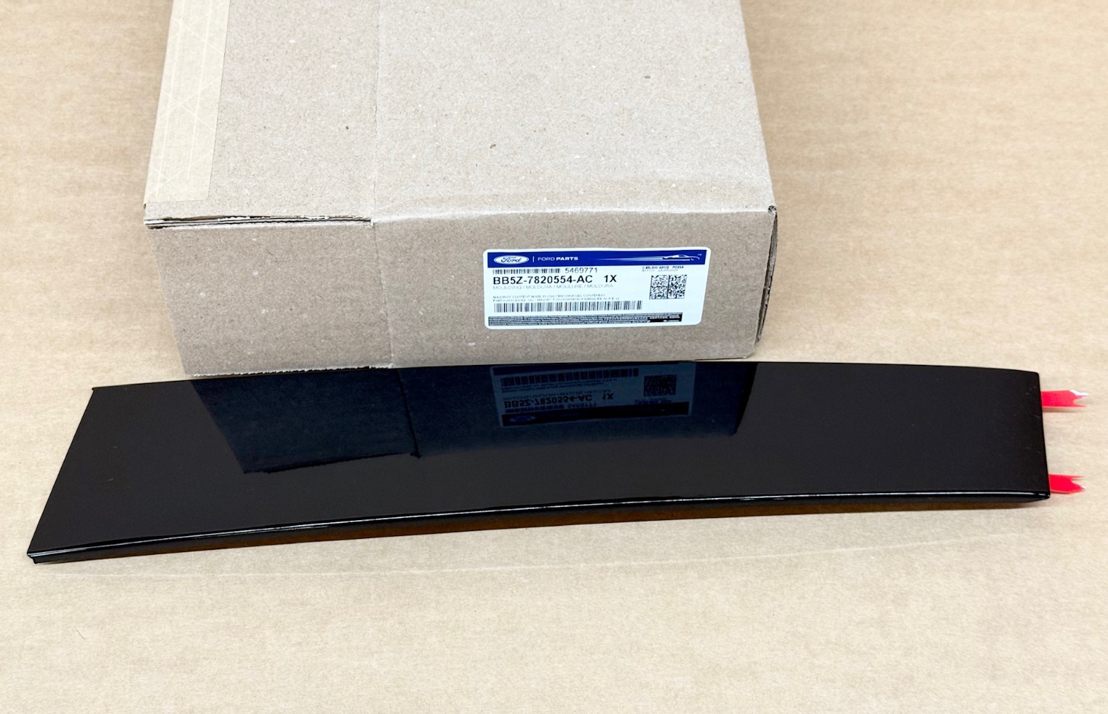 Front RH Passenger Door Trim for 2011-2019 Ford Explorer BB5Z7820554AC OEM NEW